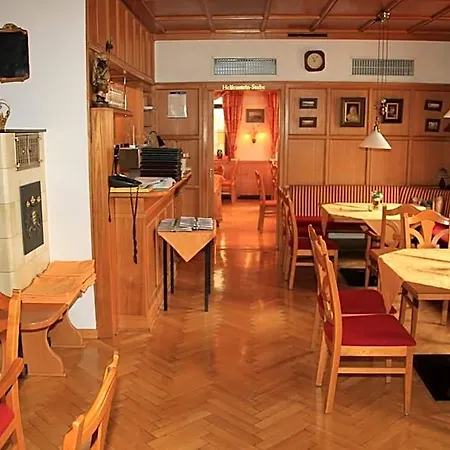 Garni Krone 3*