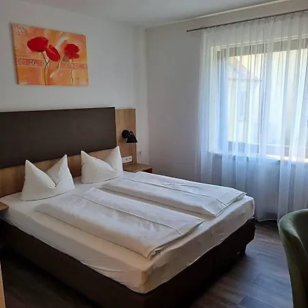 Hotel Garni Krone 3*