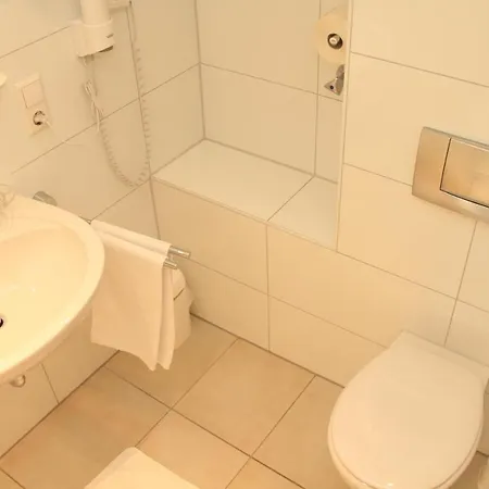 Garni Krone Hotel 3*