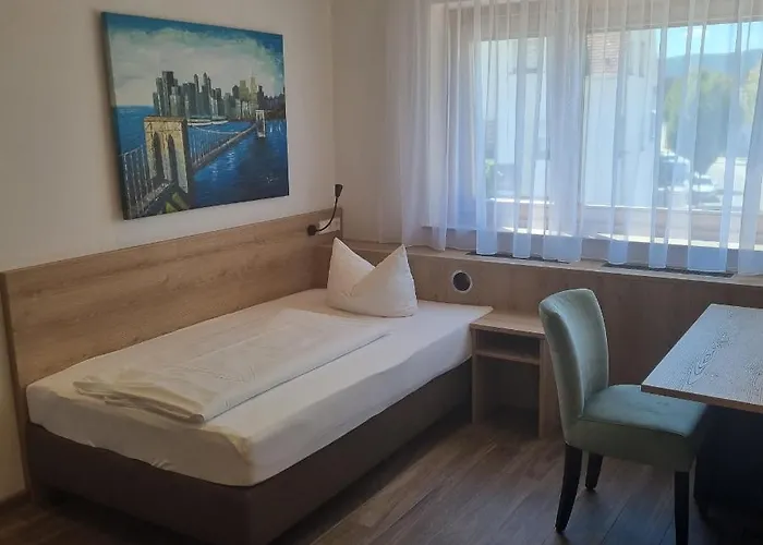 Garni Krone Ξενοδοχείο 3*